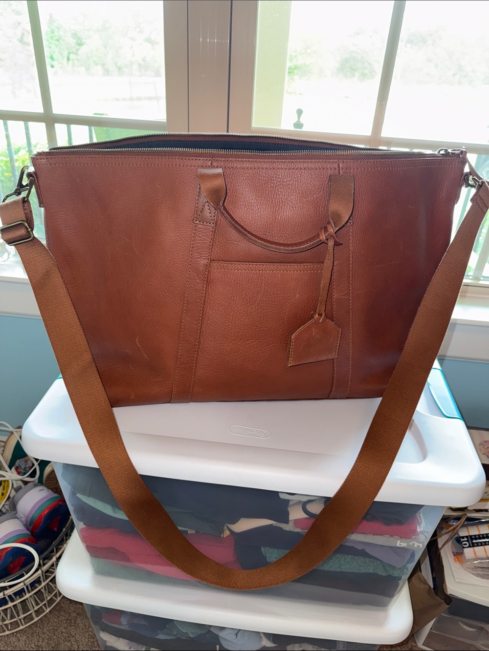 Madewell Classic Leather Transport Weekender Bag - English Saddle Brown - Picture 2 of 8